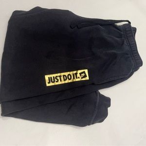 Nike just do it sweat pants!